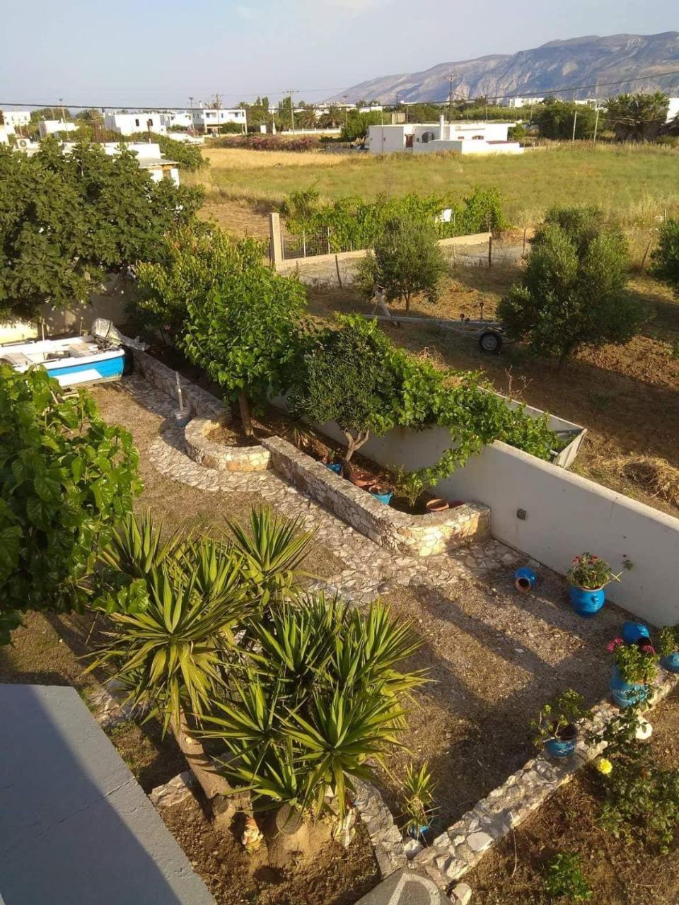 Athena'S Houses Skyros Luaran gambar