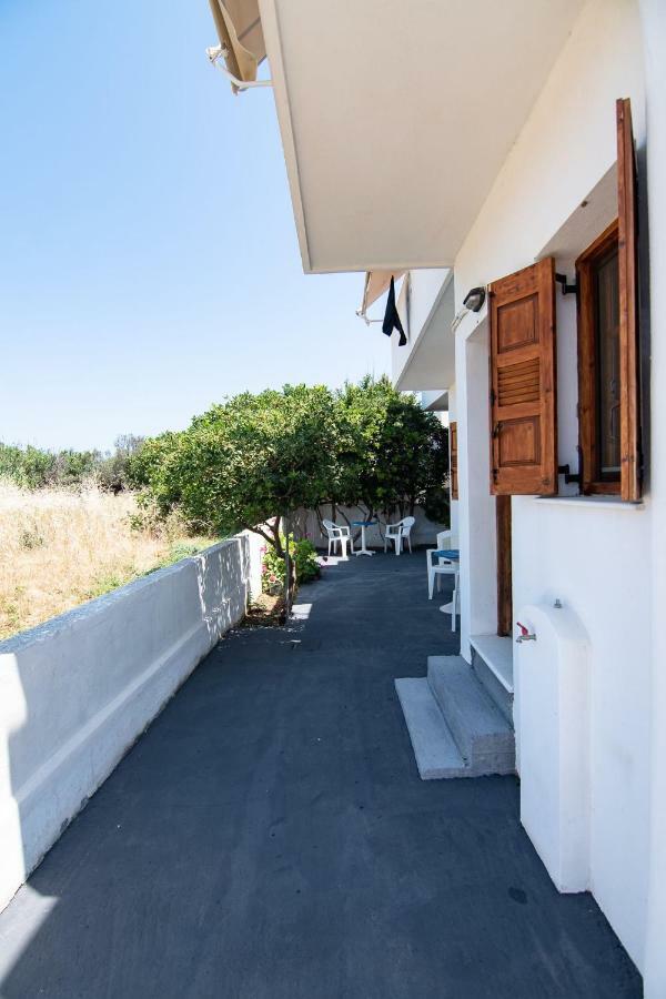 Athena'S Houses Skyros Luaran gambar
