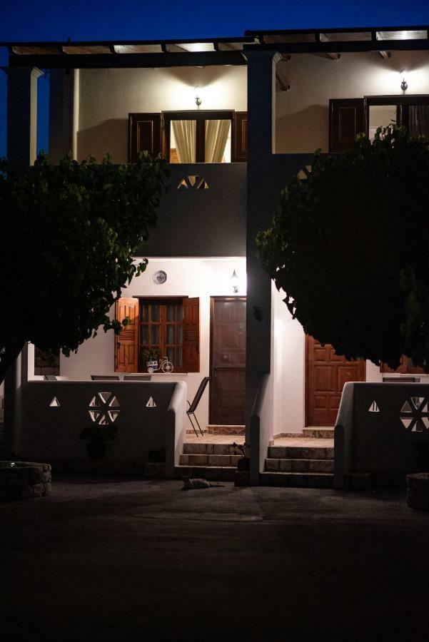 Athena'S Houses Skyros Luaran gambar